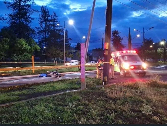 Accidente en Boulevard Industrial de Uruapan deja un muerto