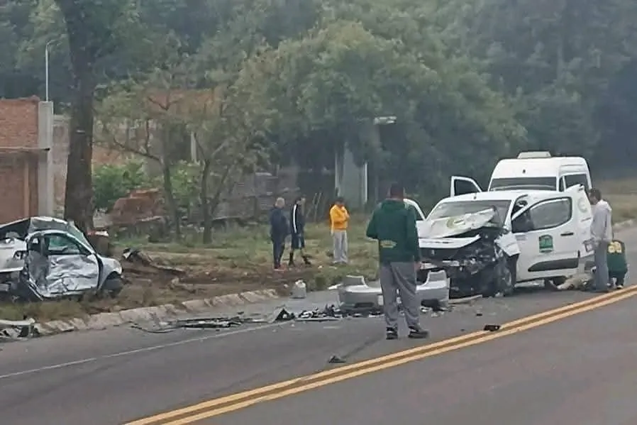 Accidente en la Uruapan-Paracho deja un fallecido y cuatro lesionados