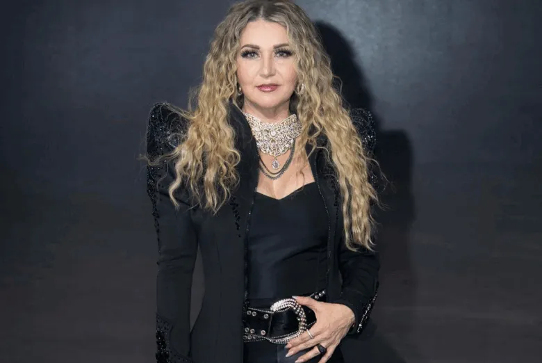 Alicia Villarreal aclara su relación con Arturo Carmona