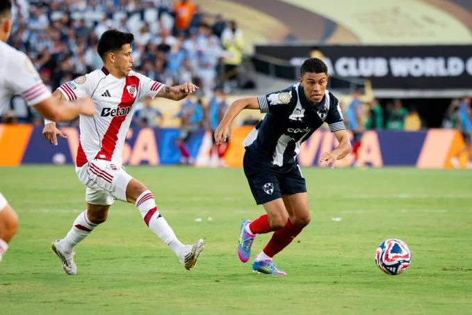 Andrada salva a Monterrey ante River Plate