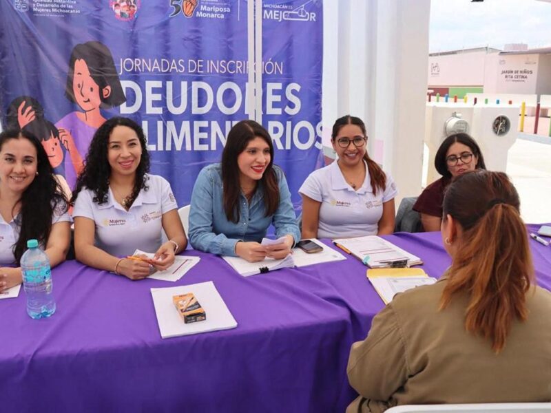 Seimujer llevó asesoría legal a Villas del Pedregal, para registrar deudores alimentarios