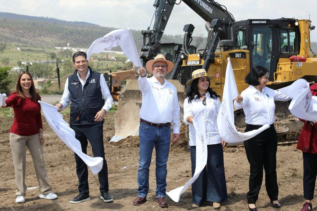 arranca ampliación de av. Amalia Solórzano en Morelia