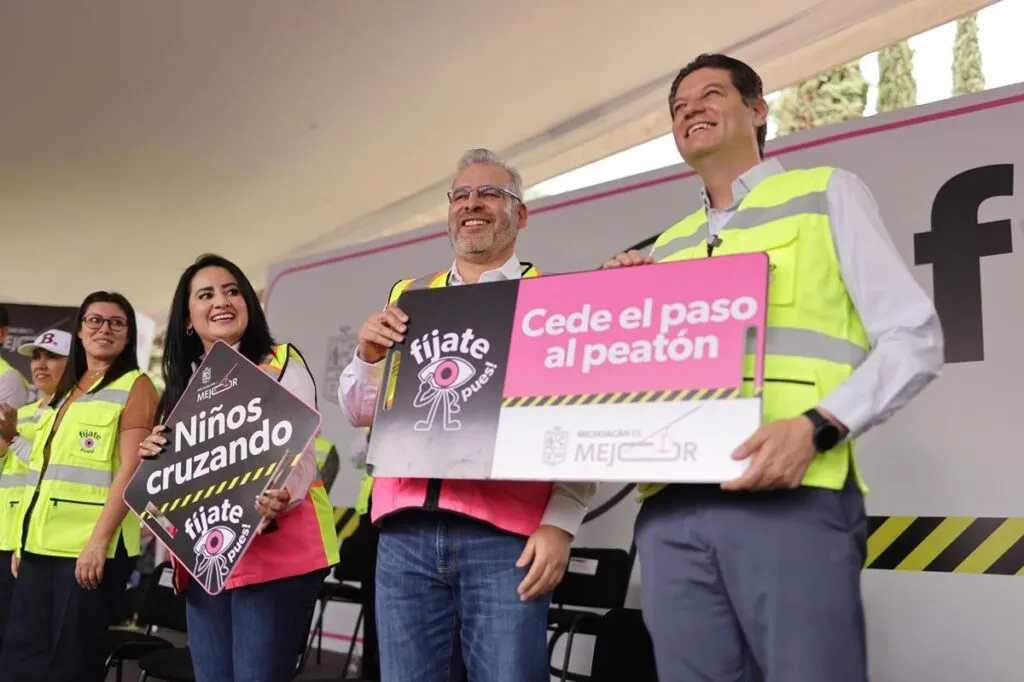 Arranca Bedolla campaña vial "Fíjate pues", para prevenir accidentes-2