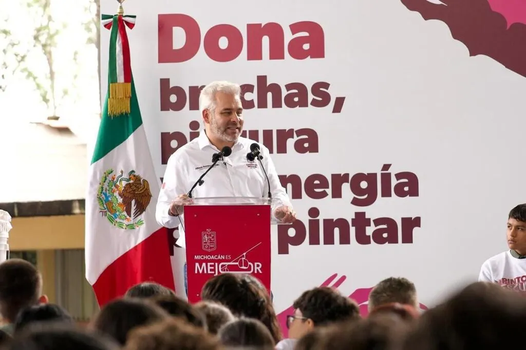 Arranca programa para pintar y transformar escuelas en entornos de paz en Michoacán