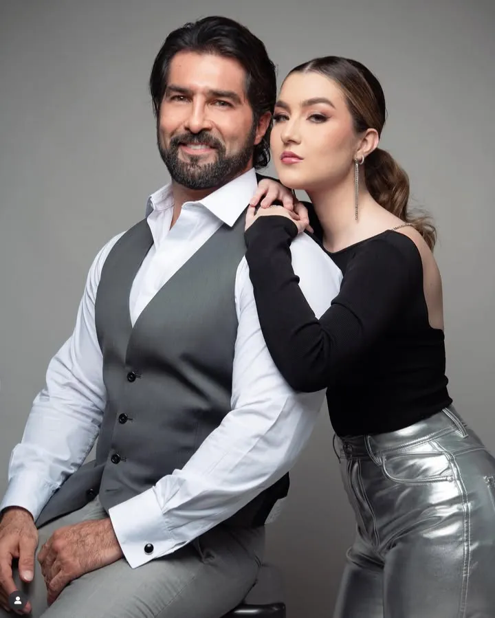 Arturo Carmona contradice declaraciones de Alicia Villarreal sobre boda de su hija Melenie-1