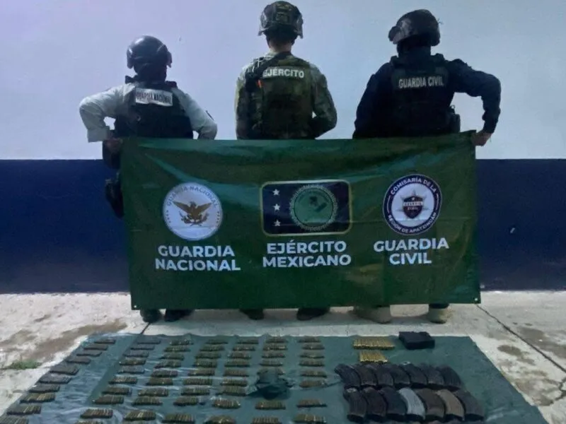 aseguran camionetas robadas y municiones tras enfrentamiento en Parácuaro