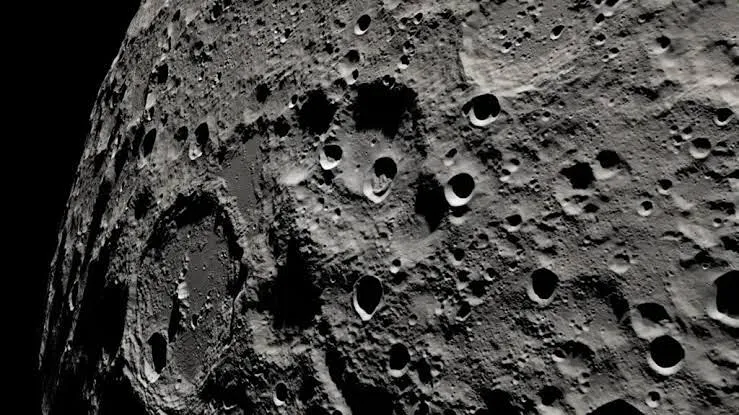 Asteroide 2024 YR4 podría impactar la Luna en 2032