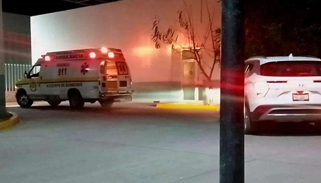 Atacan a balazos a un joven de 22 años en Apatzingán