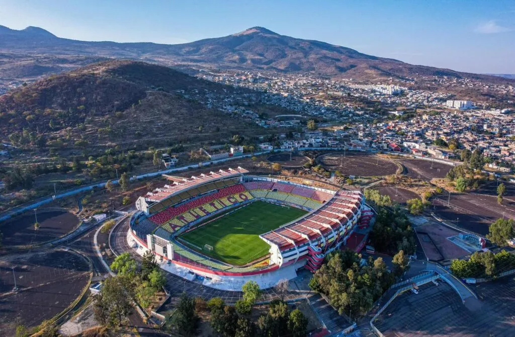 Atlético Morelia cumple 75 años de vida entre nostalgia tristeza y decepción-2