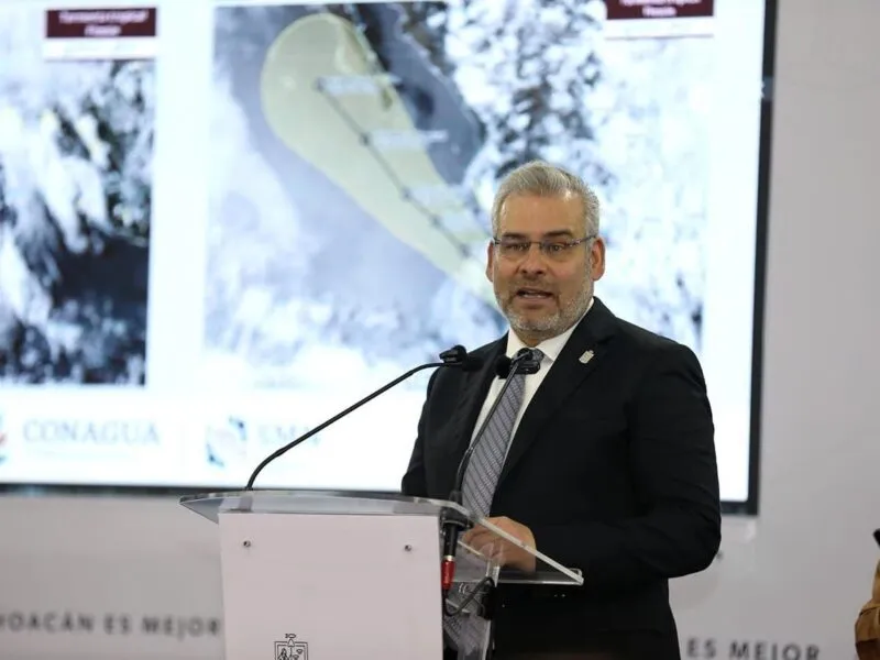 Autodefensas, “el rápido y furioso michoacano”: Bedolla
