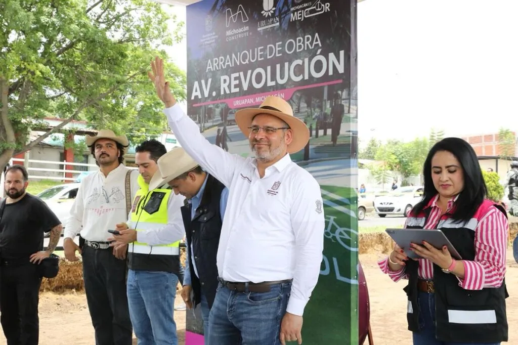 Bedolla continúa modernización de la avenida Revolución en Uruapan-2