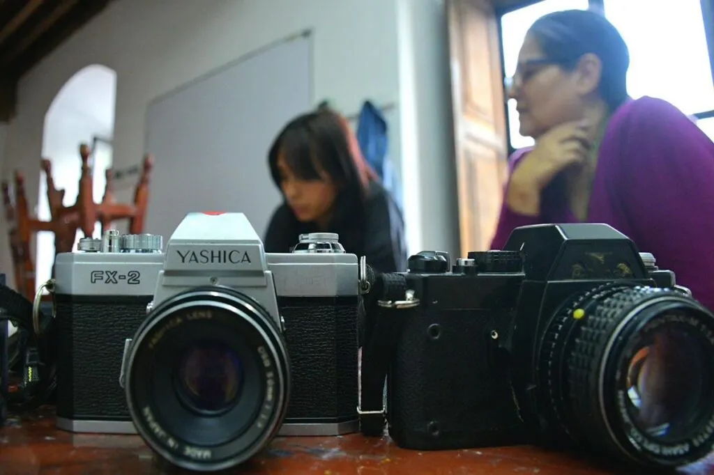 Cámaras fotográficas en taller de verano