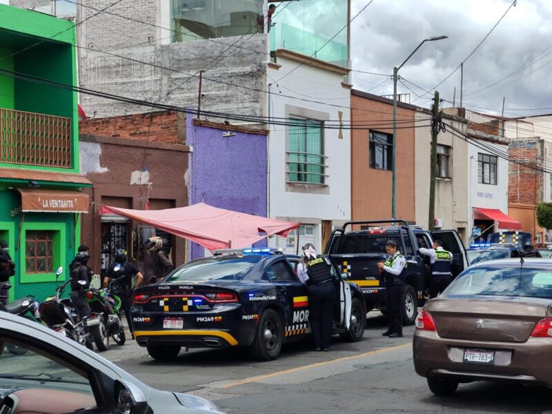 Caos en Ventura Puente: Riña Colectiva Termina con Detenidos y Daños Materiales
