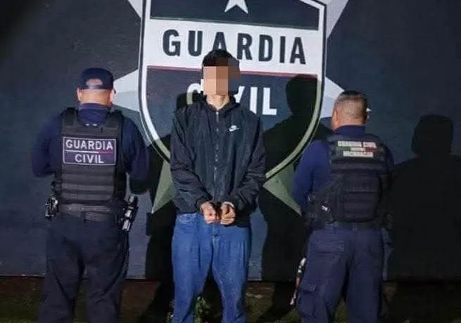 Capturan en Morelia a dos extranjeros en posesión de un vehículo con placas alteradas-1