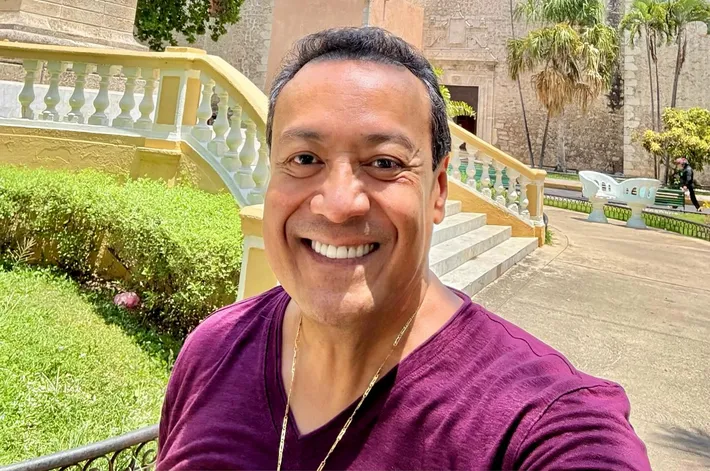 Carlos Cuevas niega derrota legal en demanda y arremete contra su hermana Aida