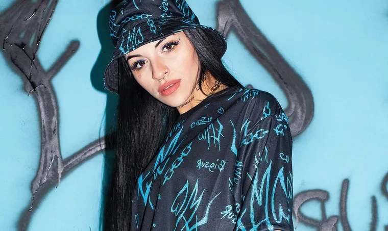 Cazzu arrasa en México Agota entradas en preventa de su show Latinaje