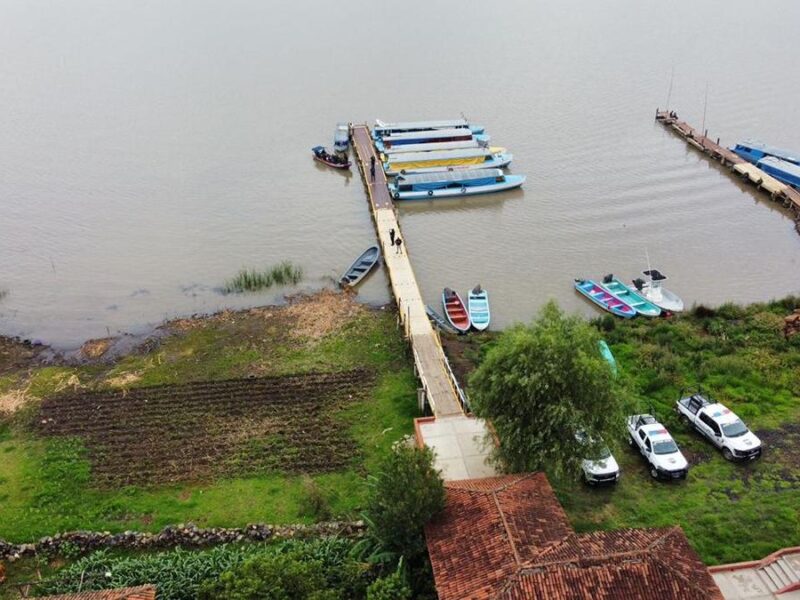 Con drones y lanchas, SSP vigila el lago de Pátzcuaro