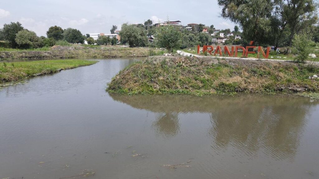 Con retiro de azolve del lago de Pátzcuaro se consolidan su rescate: SCOP