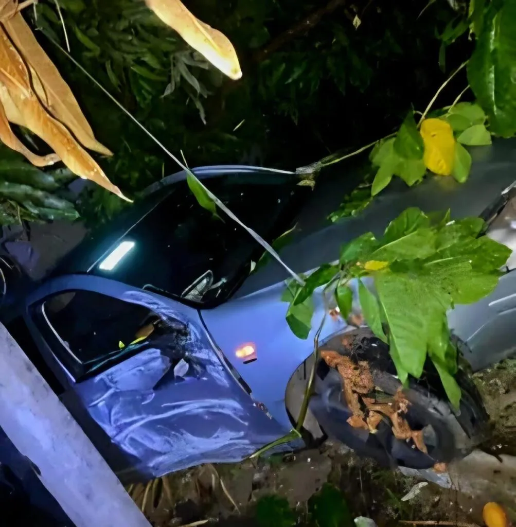 Conductor es asesinado en la Tacámbaro - Pedernales