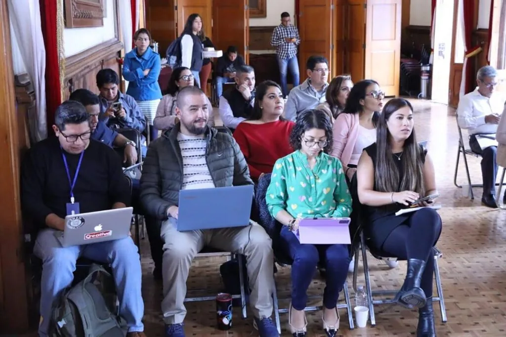 Congreso Michoacán tiene como prioridad la capacitación de su personal: Fabiola Alanís