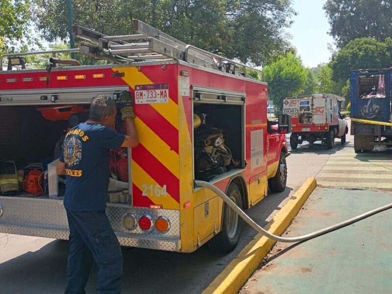 Controlan fuga de gas en colonia Industrial, Morelia