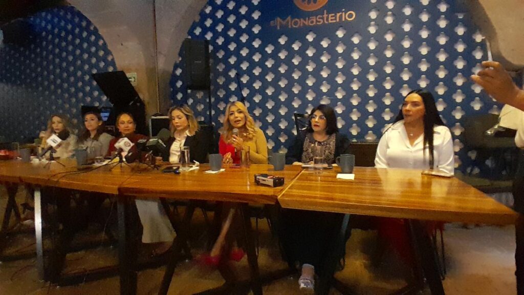 Desaparece bancada del PRD en Congreso local, renuncia Brissa Arroyo