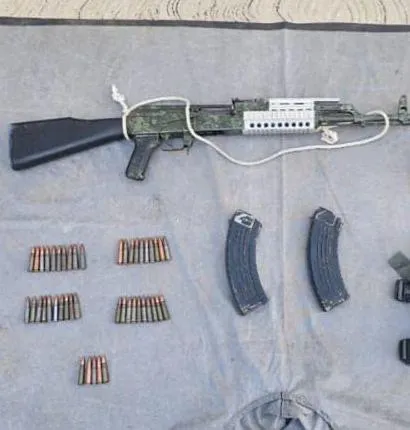 Detenidos tres hombres con armas largas en Apatzingán: SSP-5