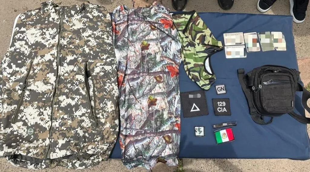 Detienen en Morelia a hombre con prendas de uso exclusivo del Ejército