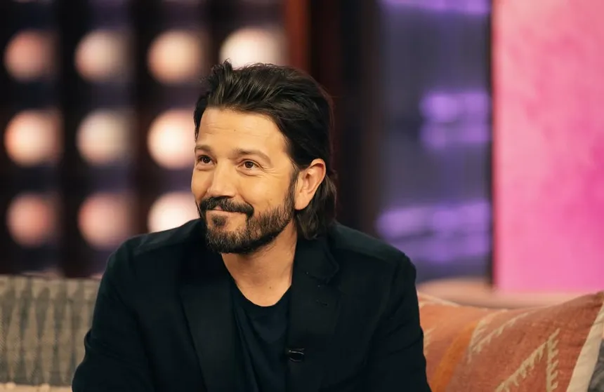 Diego Luna defiende a los migrantes en la televisión estadounidense: “mucha gente se siente perseguida”