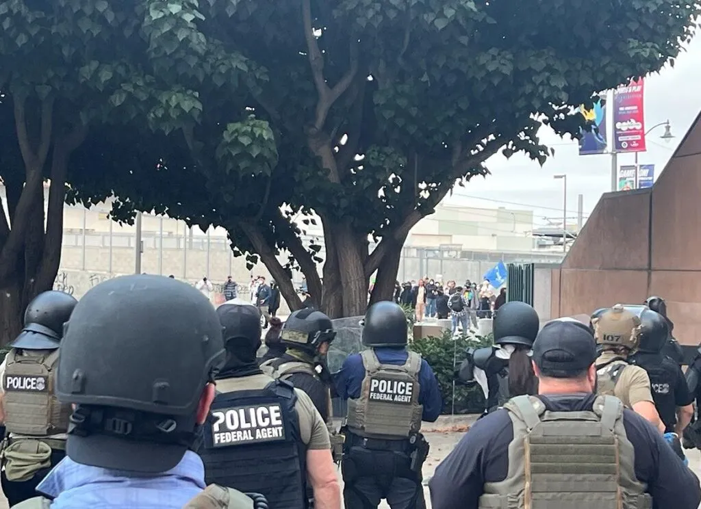 Difunden primera lista oficial de detenidos en redadas de Los Ángeles: más de la mitad son mexicanos-1