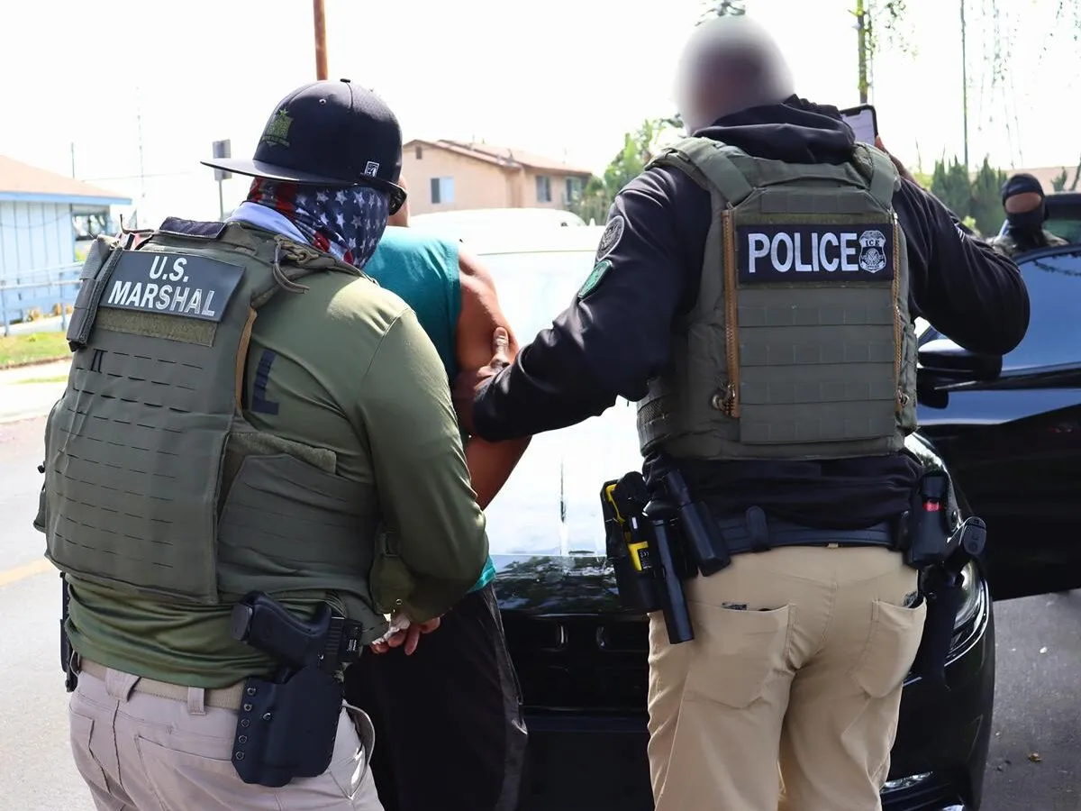 EE.UU anuncia suspensión de redadas ICE