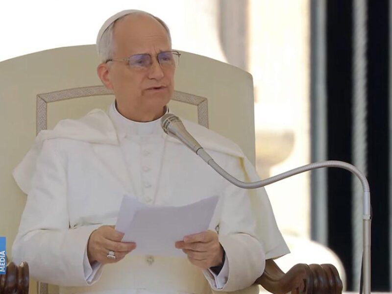 El Papa León XIV pide frenar la guerra en Oriente Medio