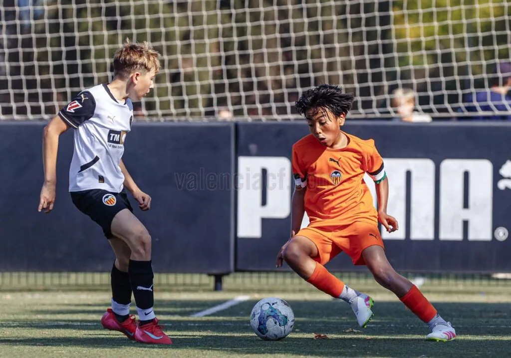 El Valencia CF abrirá academia de futbol en Morelia