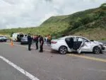 En accidente vehicular mueren dos y otro queda lesionado en Lagunillas, Michoacán