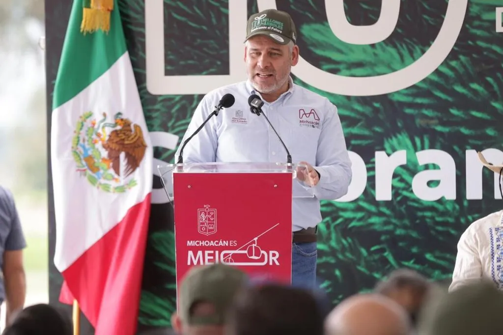En julio inicia dispersión aérea de 200 mil semillas para reforestar: Bedolla