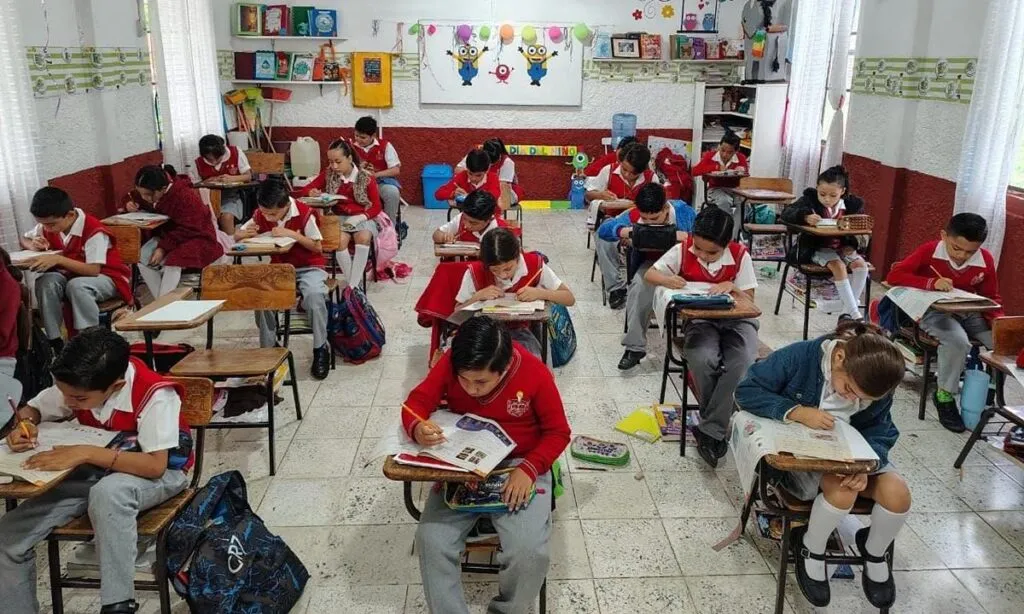 En Michoacán clases se realizan con normalidad