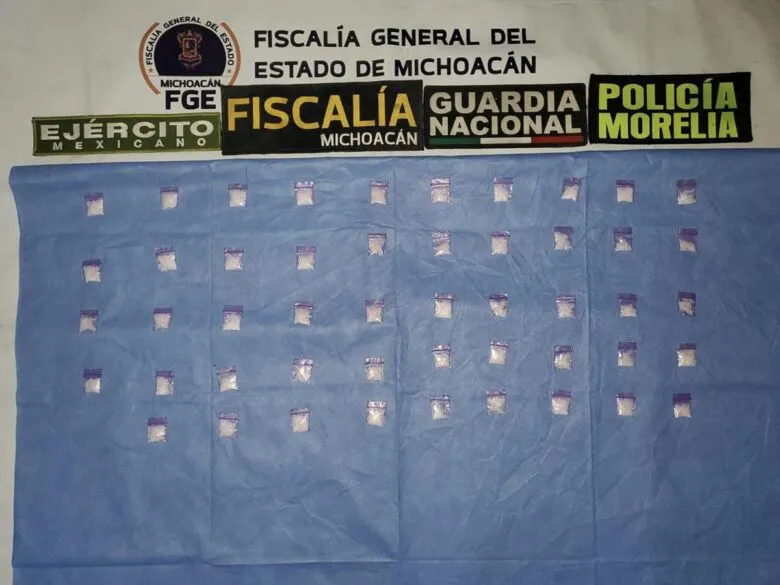 En Pátzcuaro y Morelia, asegura FGE más de 2 mil dosis de narcóticos