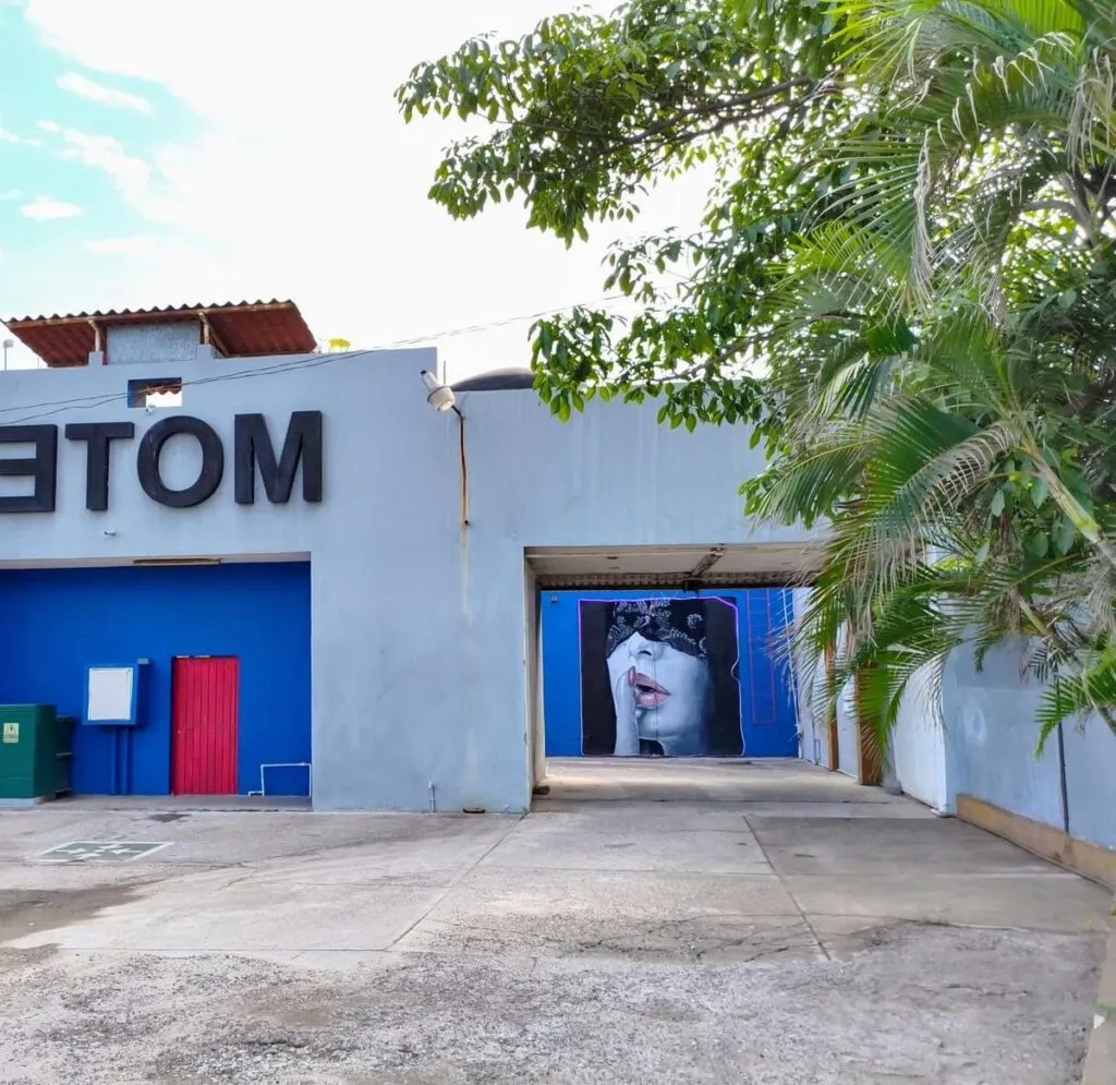 Encuentran cadáver en habitación de un motel en Lázaro Cárdenas