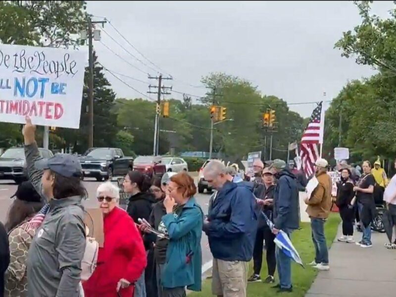 Estadounidenses protagonizan protestas contra Trump