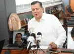 Exhibe Memo Valencia, líder del PRI, a presunto asesino del mezcalero Sergio Rangel