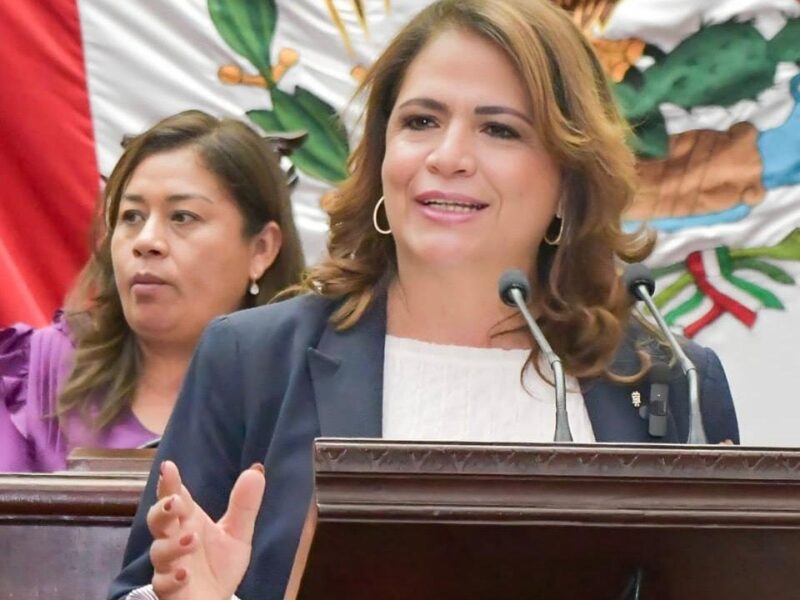 Fabiola Alanís propone atender a mujeres cuidadoras