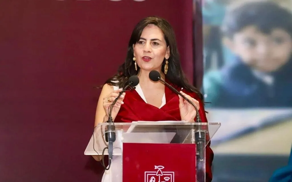 Gaby Molina: La Dama del Tablero Político