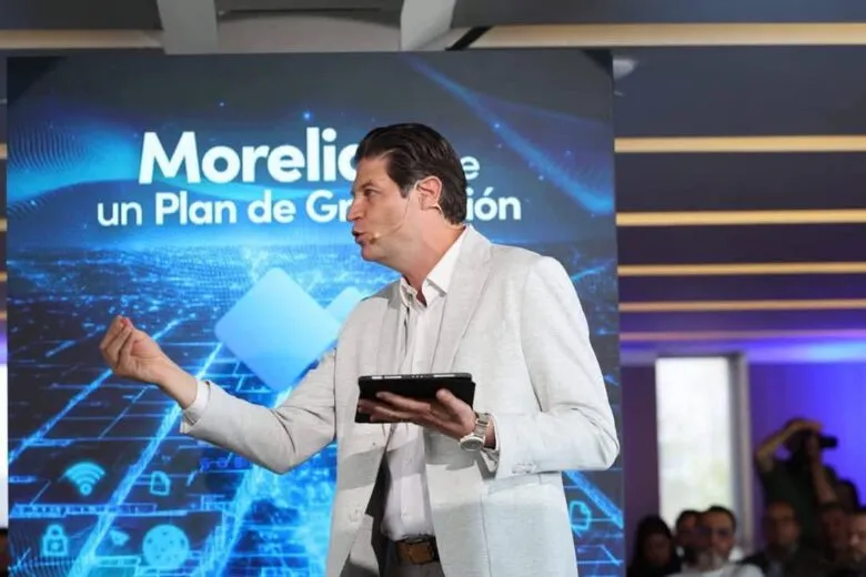 Gastó Alfonso Martínez casi 3 mdp en "congresos y convenciones" en 3 meses