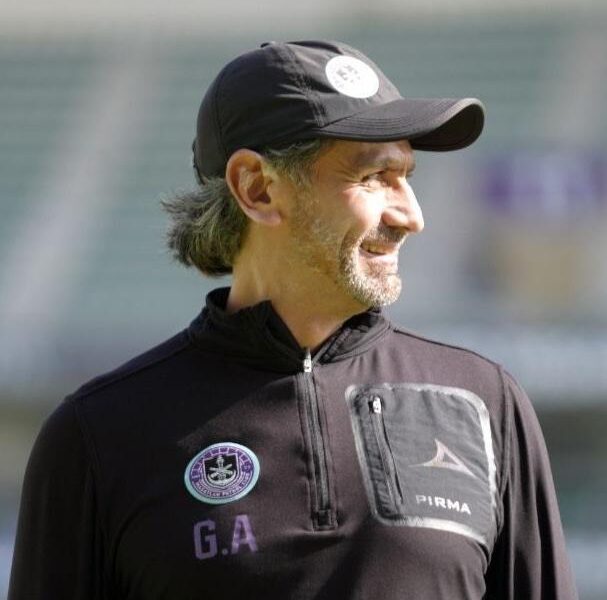 Gilberto Adame es el noveno técnico del Club Atlético Morelia