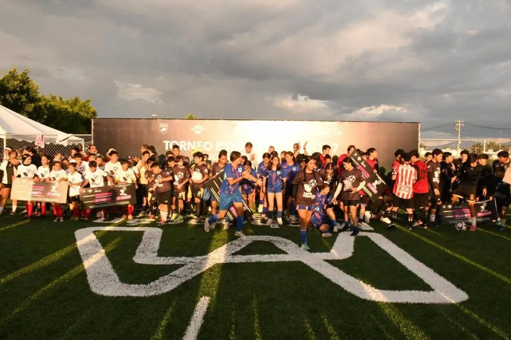 Gobierno de Michoacán promueve la paz con torneo de fútbol