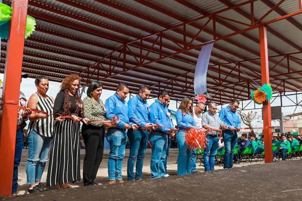 Gobierno de Zacapu inaugura techumbre en la primaria Ricardo Flores Magón