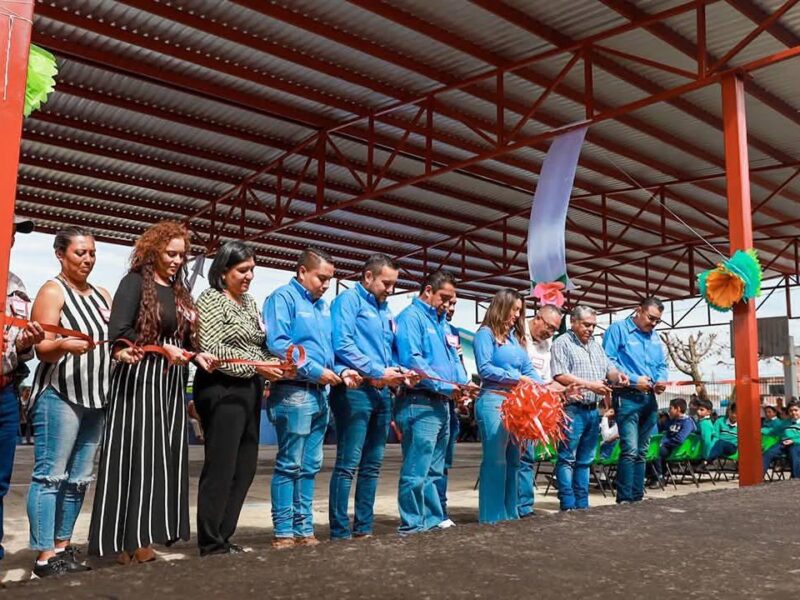 Gobierno de Zacapu inaugura techumbre en la primaria Ricardo Flores Magón