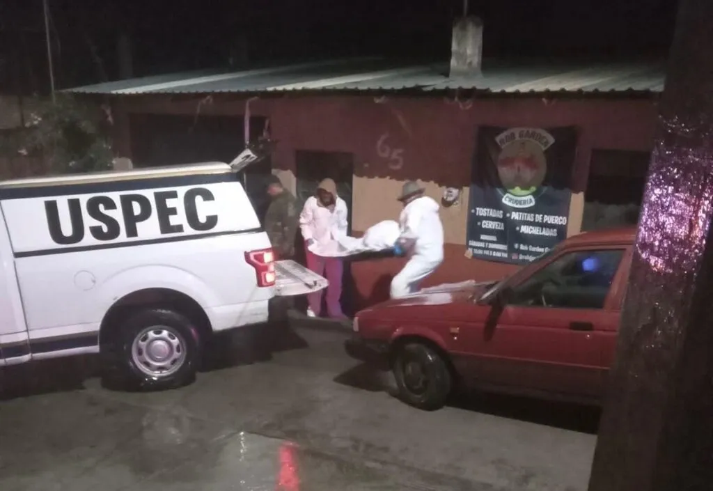 Hallan en cajero automático cadáver de hombre con signos de violencia en Pátzcuaro