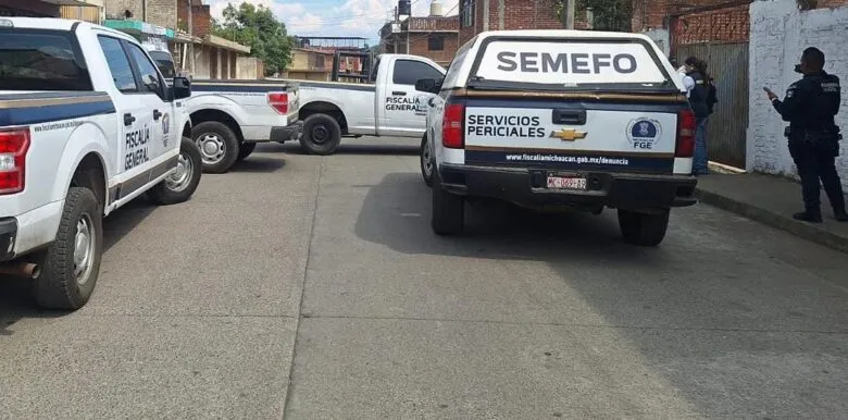 Hallan hombre asesinado a balazos en Apatzingán