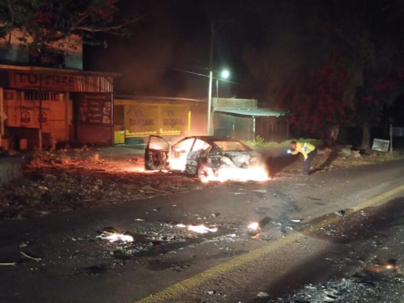 Hallan incinerada unidad de taxista desaparecido en Pátzcuaro